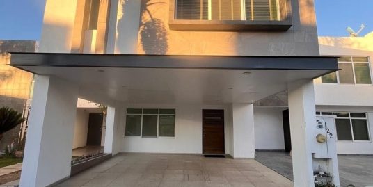 VIVIENDA EN VENTA EN VILLAS DEL MAYAB. LEÓN, GUANAJUATO.